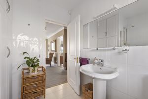 Photo 30- click for photo gallery